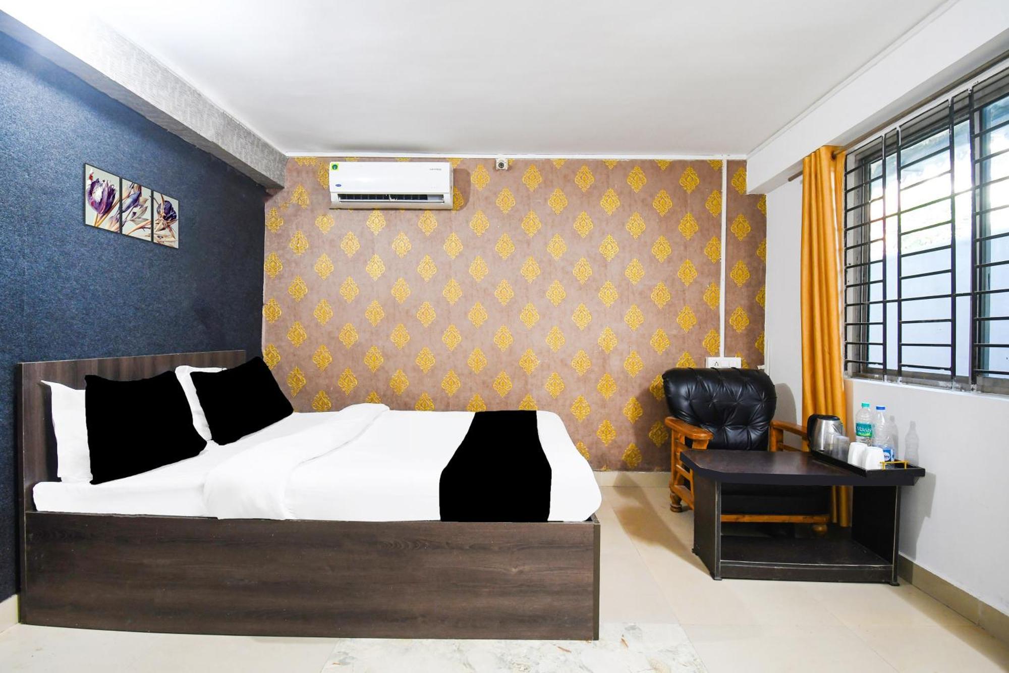 Super Hotel O Champasari Siliguri Formerly Four Fox Suits Panchanai Экстерьер фото