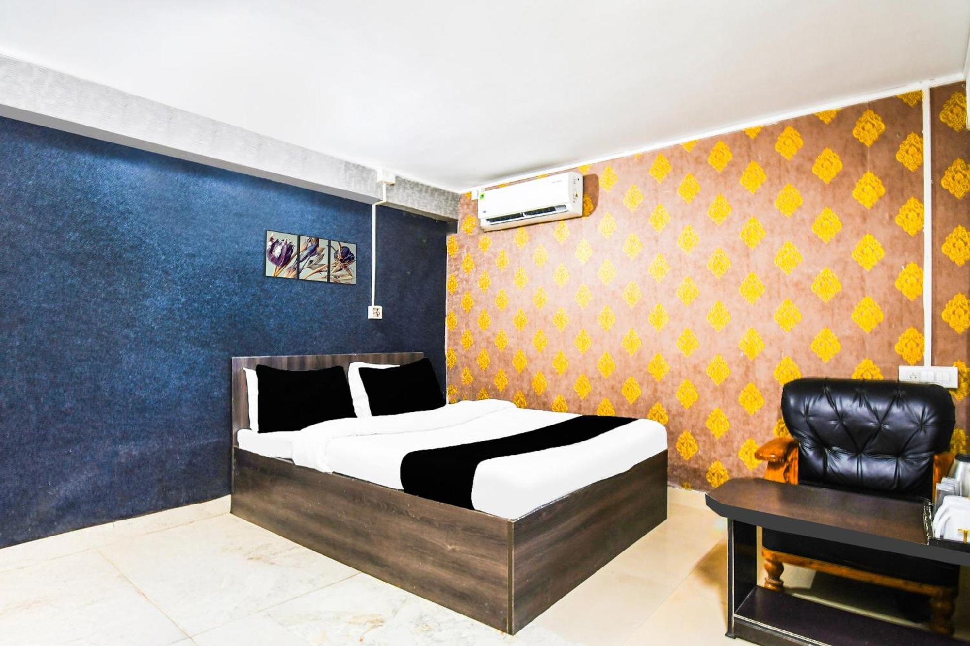 Super Hotel O Champasari Siliguri Formerly Four Fox Suits Panchanai Экстерьер фото