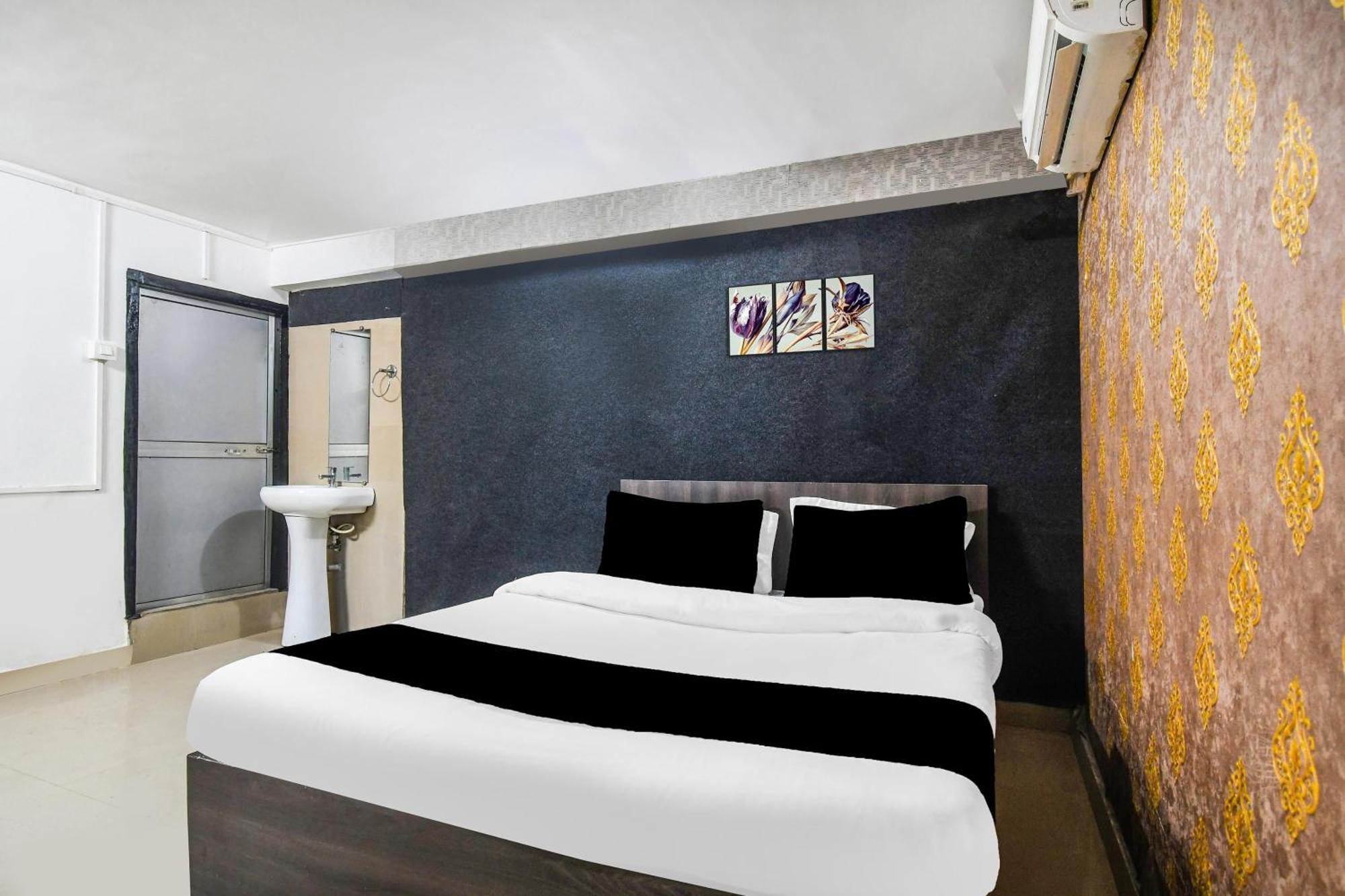 Super Hotel O Champasari Siliguri Formerly Four Fox Suits Panchanai Экстерьер фото