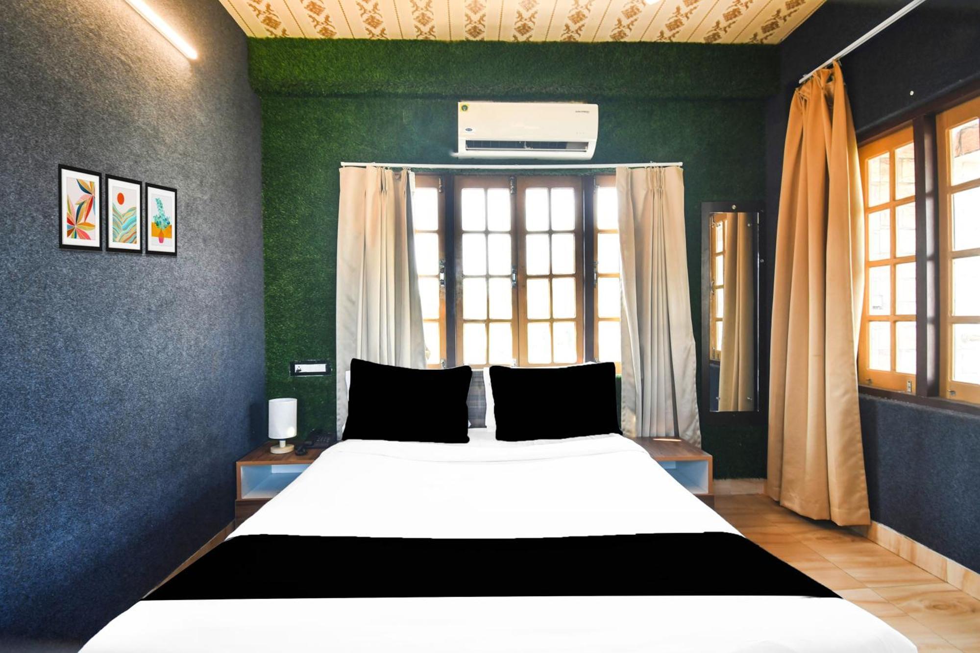 Super Hotel O Champasari Siliguri Formerly Four Fox Suits Panchanai Экстерьер фото