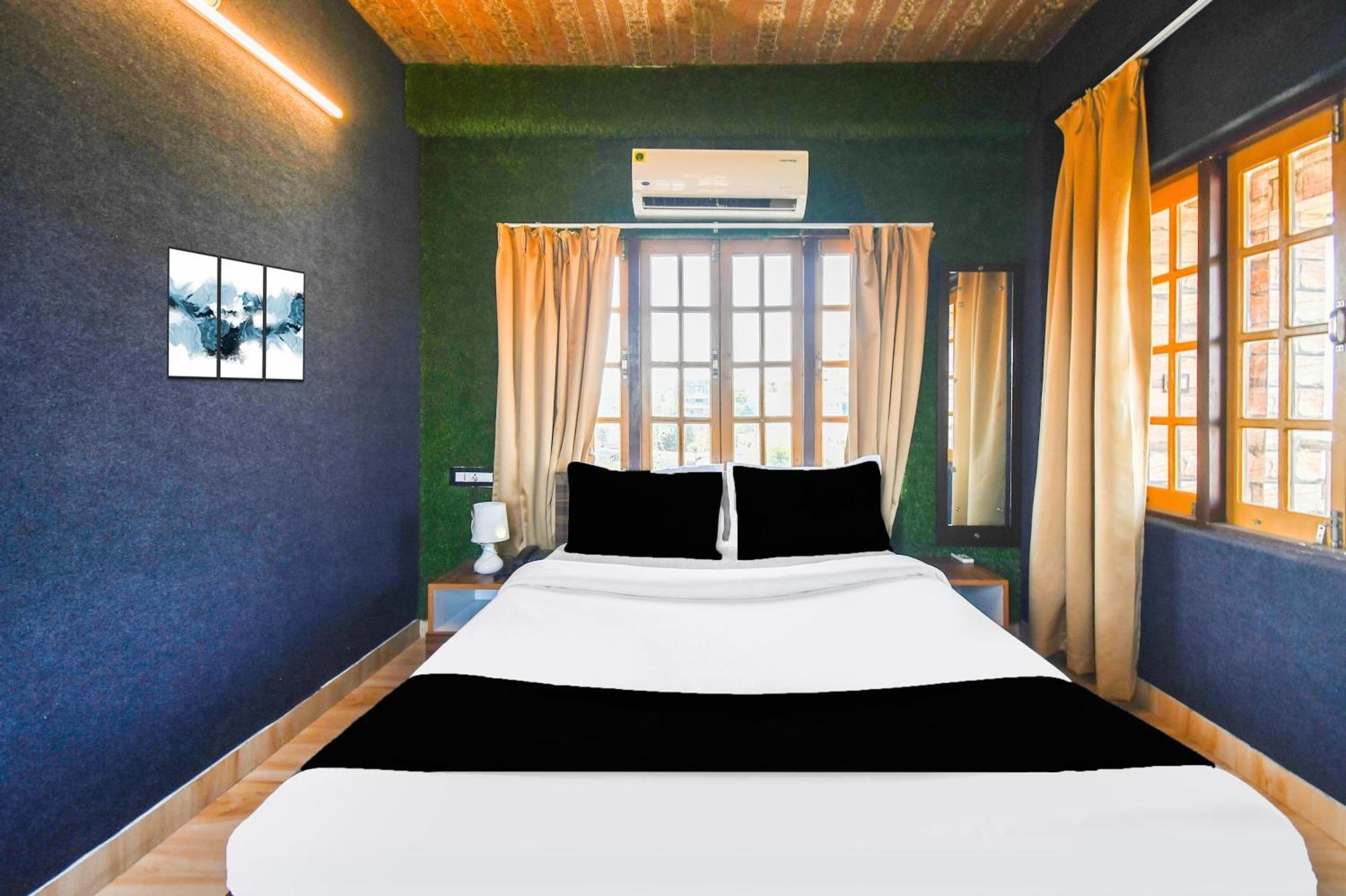 Super Hotel O Champasari Siliguri Formerly Four Fox Suits Panchanai Экстерьер фото