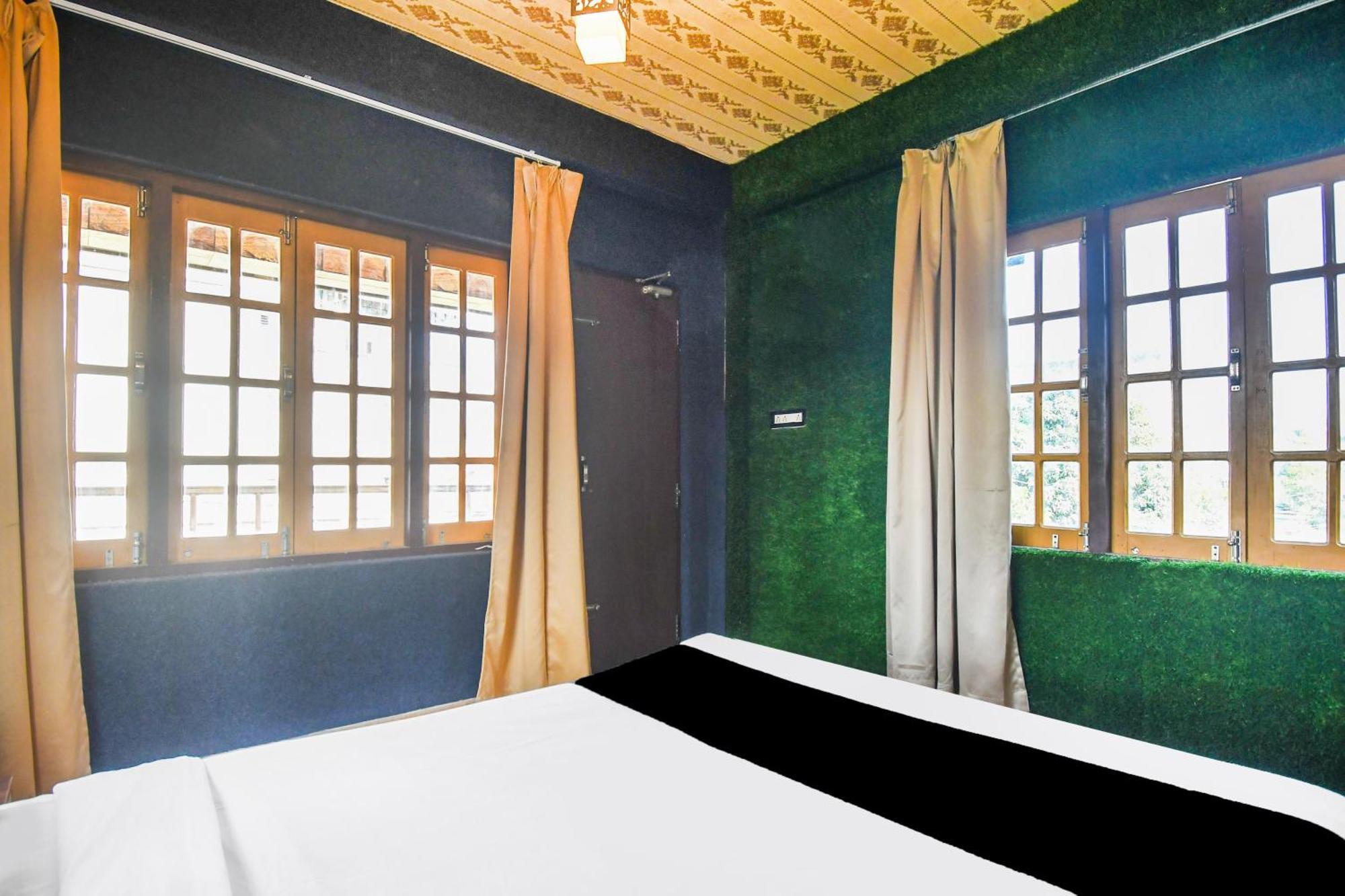 Super Hotel O Champasari Siliguri Formerly Four Fox Suits Panchanai Экстерьер фото