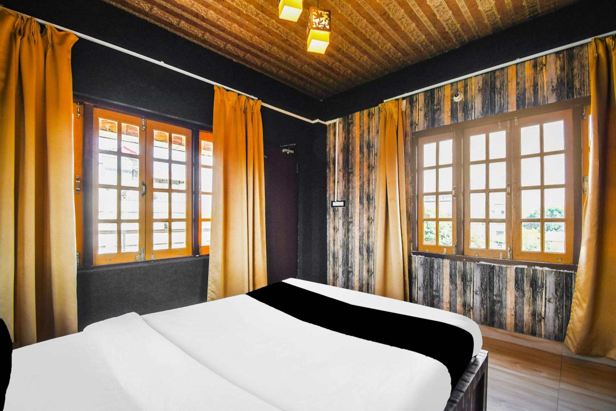 Super Hotel O Champasari Siliguri Formerly Four Fox Suits Panchanai Экстерьер фото